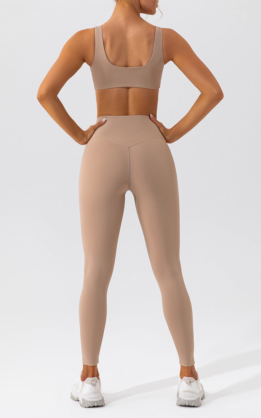 Nude Feel Hip Lifting Yoga Suit Women Quick Drying Running Sports Back Shaping Fitness Suit