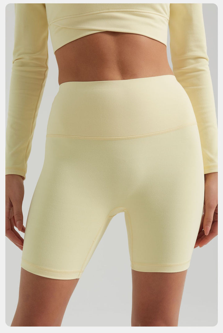 Yoga Pants Summer Nude Feel No Embarrassment Line Fifth Pants High Waist Peach Hip Riding Sports Fitness Running Shorts for Women