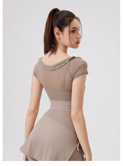 Sexy Lace Mesh Yoga Clothes Short Sleeve Running Quick Drying Sports Bra with Chest Pad One Piece Cup Workout Clothes