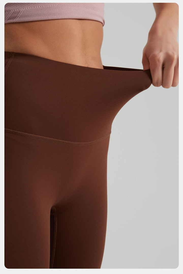 Nude Feel Yoga Shorts Women Hip Lift Quick Drying Sports Fitness Cycling Pants Outer Wear Tight High Waist Five Points Yoga Pants Women