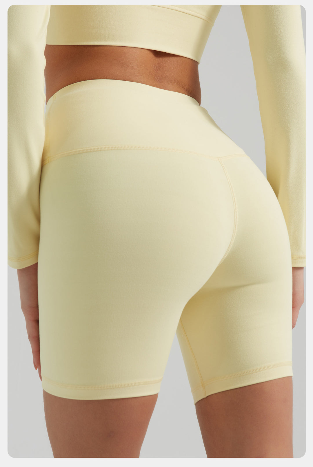 Yoga Pants Summer Nude Feel No Embarrassment Line Fifth Pants High Waist Peach Hip Riding Sports Fitness Running Shorts for Women